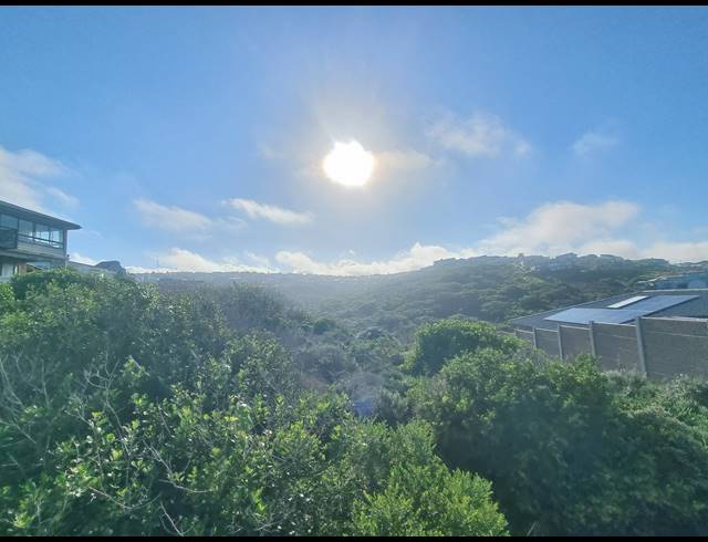1,025M² VACANT LAND FOR SALE IN DANA BAY